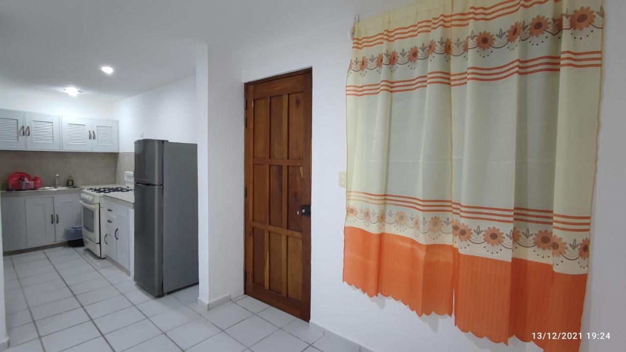 Hostel Punta Sam Cancún Exterior foto